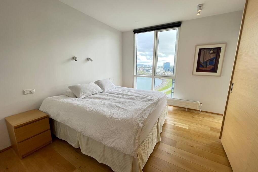 Apartment Luxury Downtown With Stunning Views *