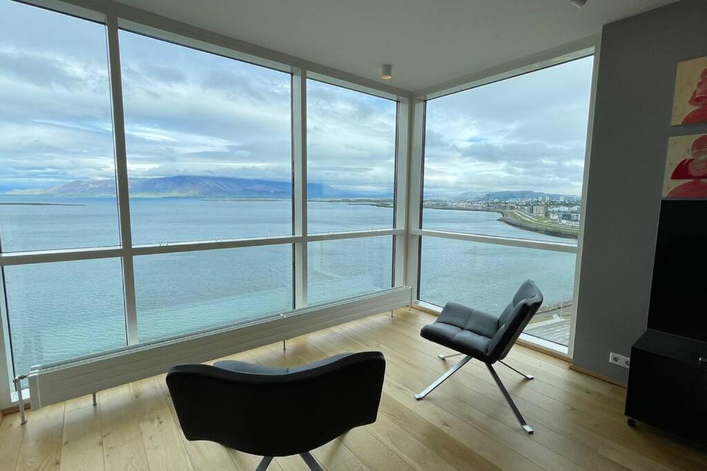 Luxury Downtown With Stunning Views Apartment Reykjavik