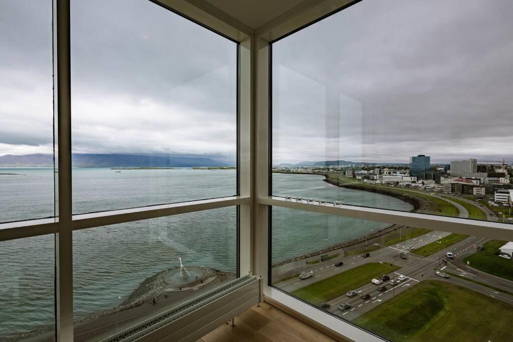 Luxury Downtown With Stunning Views Reykjavík