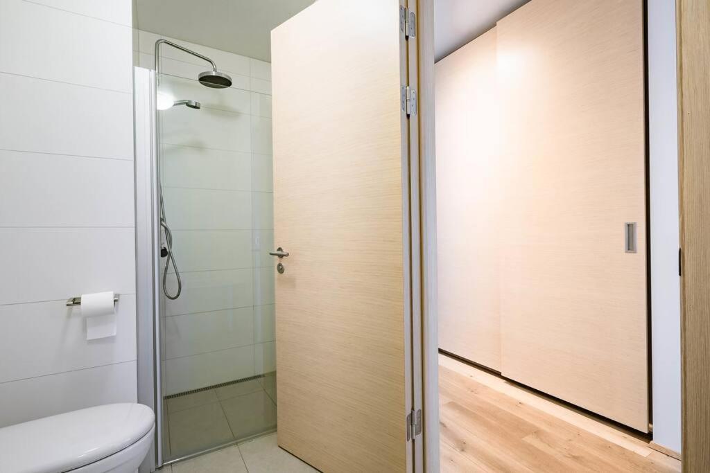 Luxury Downtown With Stunning Views