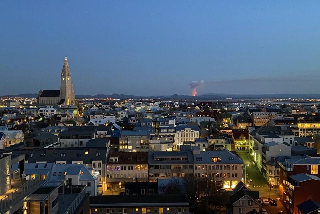 Luxury Downtown With Stunning Views * Reykjavík
